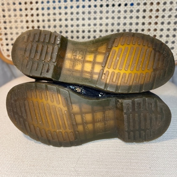 Dr. Martens Castel Boots in Black Belladonna Floral Canvas Sz 6 - Picture 10 of 10